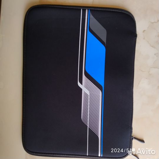 Сумки кейсы для ноутбука