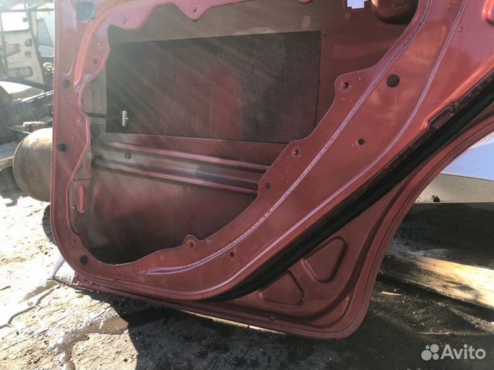 Дверь задняя правая Ford Focus 2