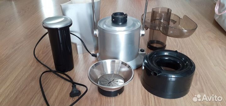 Cоковыжималка VES 3000 для фруктов и овощей