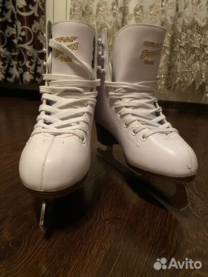 Коньки фигурные