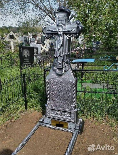 Крест на могилу