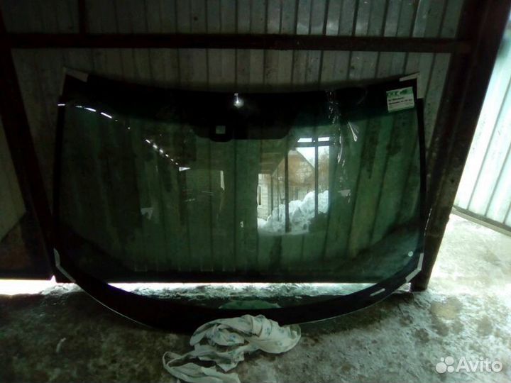 Митсубиси аутлэндер с 2007 г XL лобовое стекло