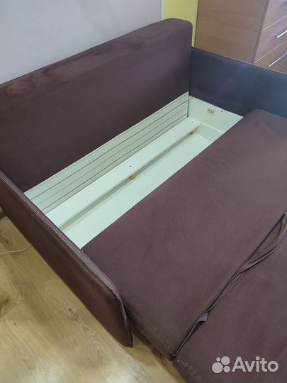 Продам диван