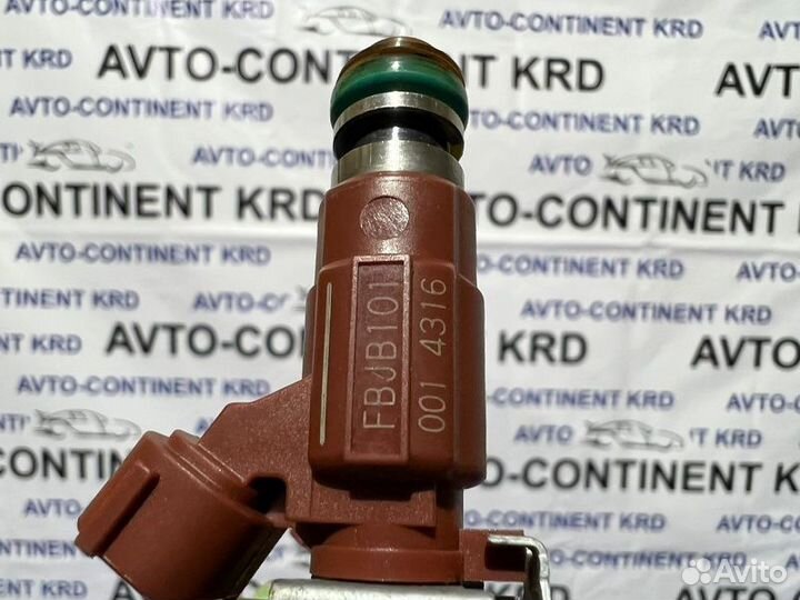 Топливная форсунка Nissan Wingroad WFY11 QG15