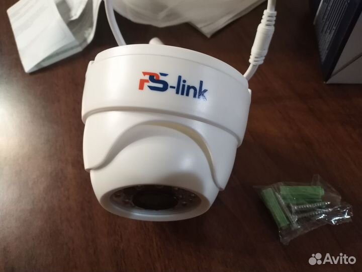 Камера видеонаблюдения купольная