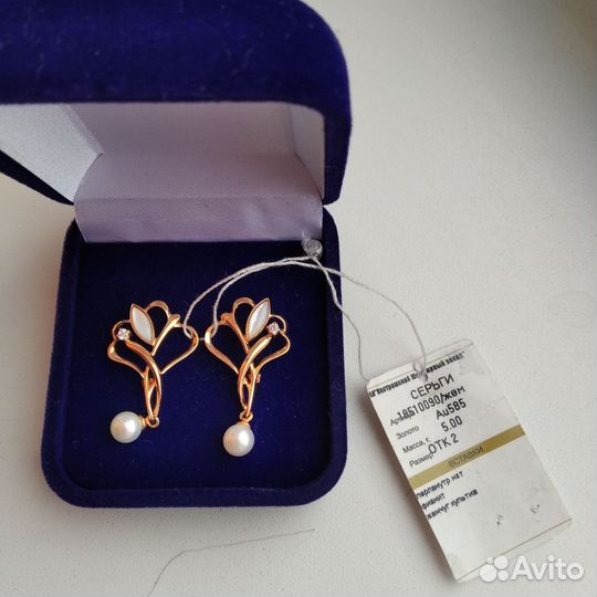 Золотые серьги с жемчугом