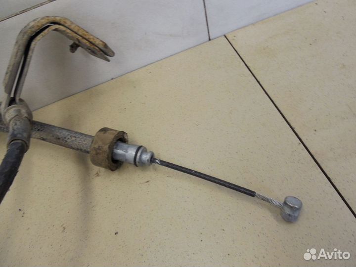 Трос стояночного тормоза правый RIO 2005-2011