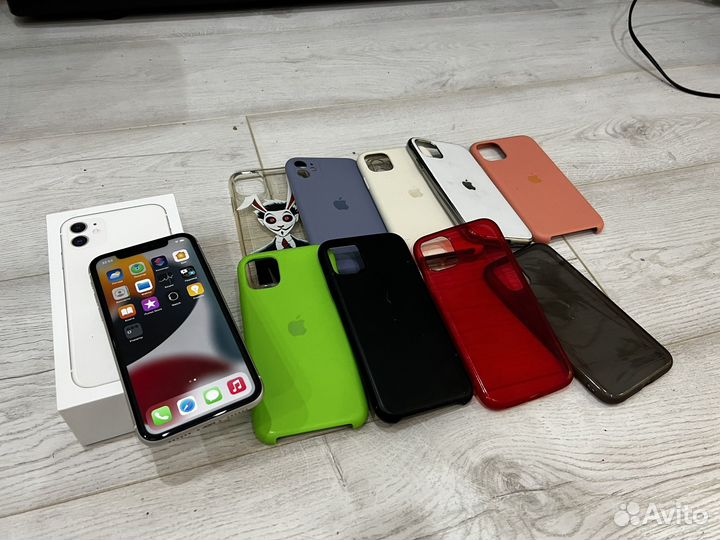 iPhone 11, 64 ГБ