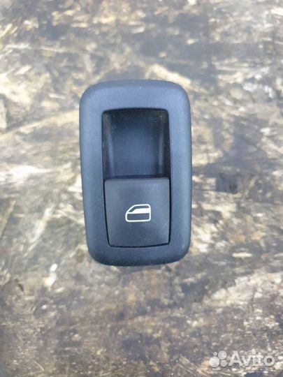 Кнопка стеклоподьемника Dodge Grand Caravan 5 3.8