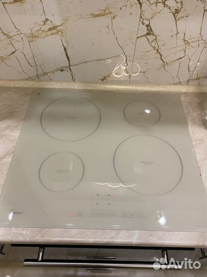 Индукционная Варочная панель midea