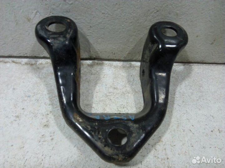 Кронштейн задней балки Opel Astra H L48 2005