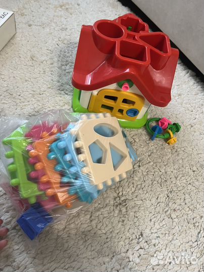 Отдам игрушки разные