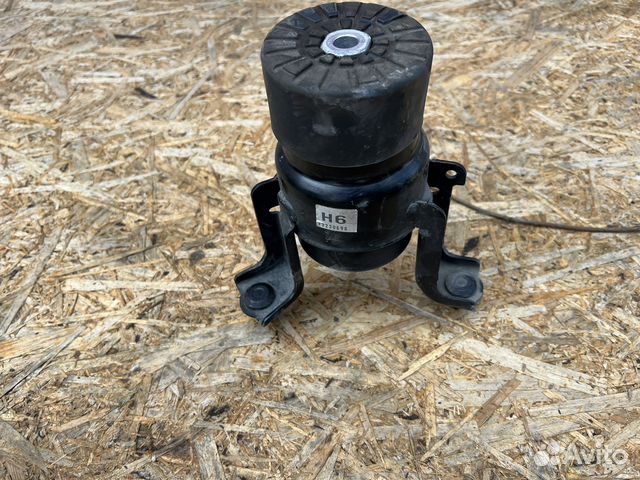 Передняя подушка двигателя H6Toyota canry v70