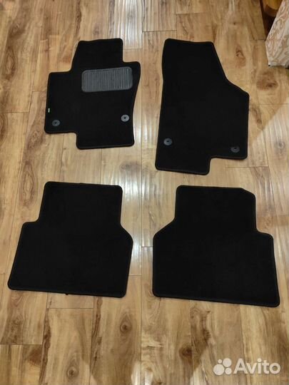 Коврики на VW Tiguan