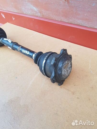 Привод правый audi a8d2 s8d2