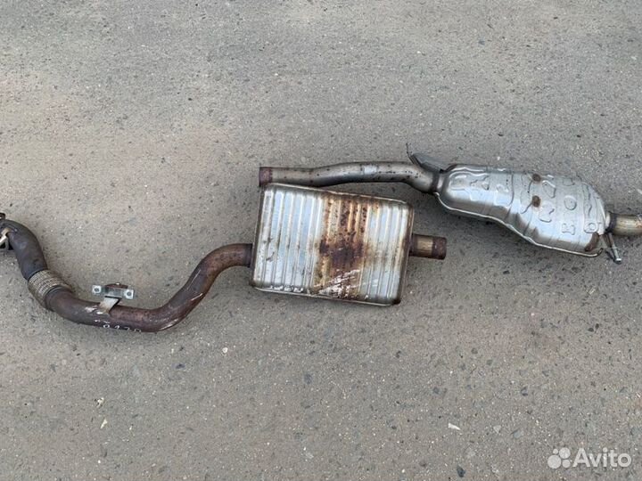 Выхлопная система Audi A4 B9 2017