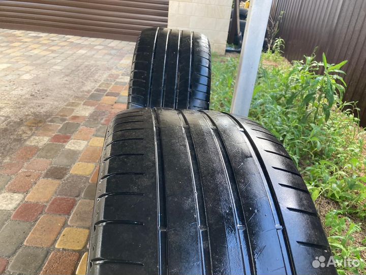 Bridgestone Alenza 001 285/45 R20