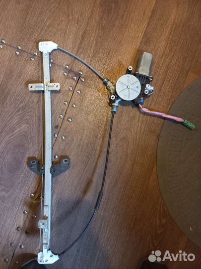 Стеклоподъемник хонда црв 2 поколение