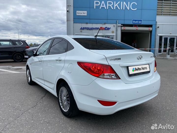 Hyundai Solaris 1.4 AT, 2013, 160 468 км