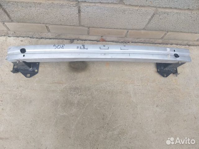 Усилитель переднего бампера Peugeot 308 пежо 308