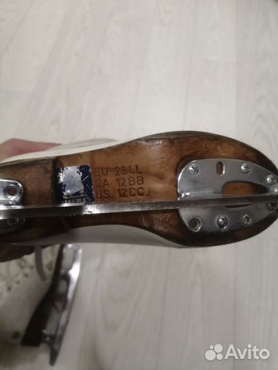 Коньки фигурные wifa 28