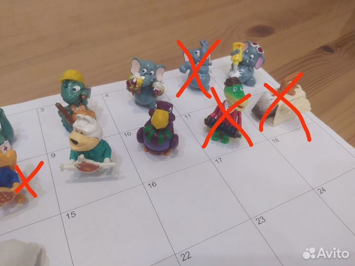 Киндер динозаврики, слоны и другие