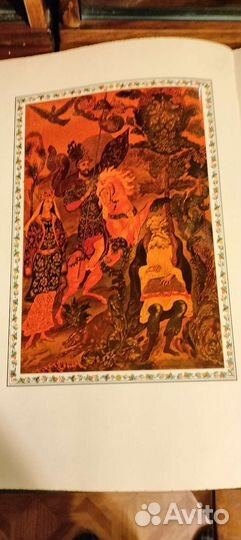 Открытки и книги с иллюстрациями Палеха