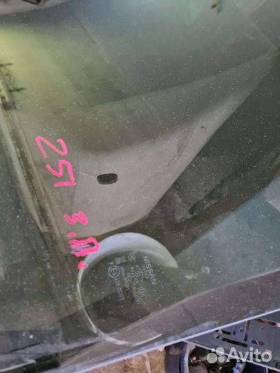 Стекло заднее правое Nissan Murano Z51