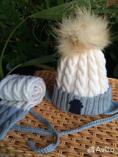 Продам комплект шапка + шарф