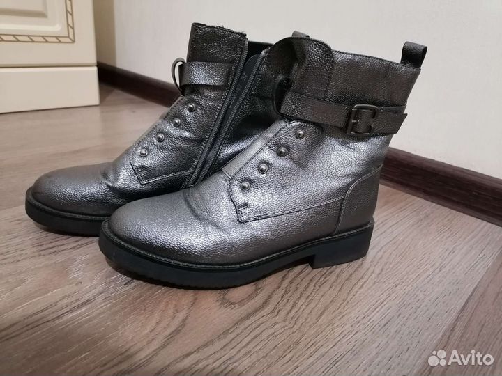 Ботинки осенние