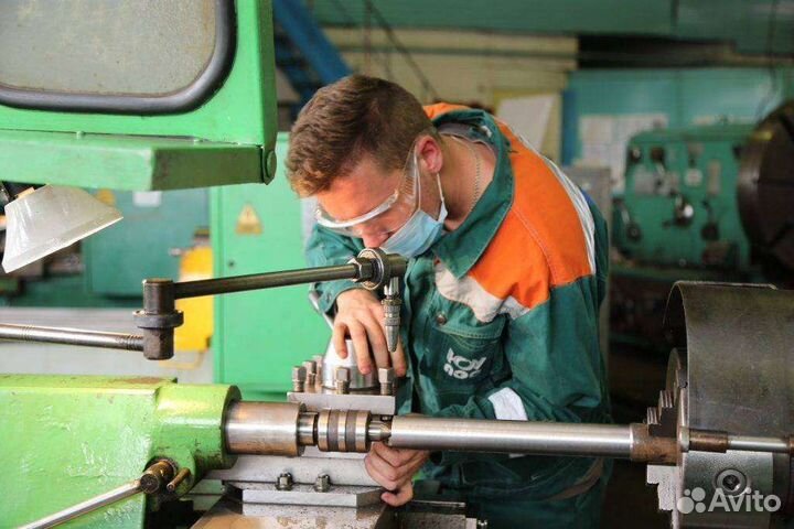 Слесарь вахта