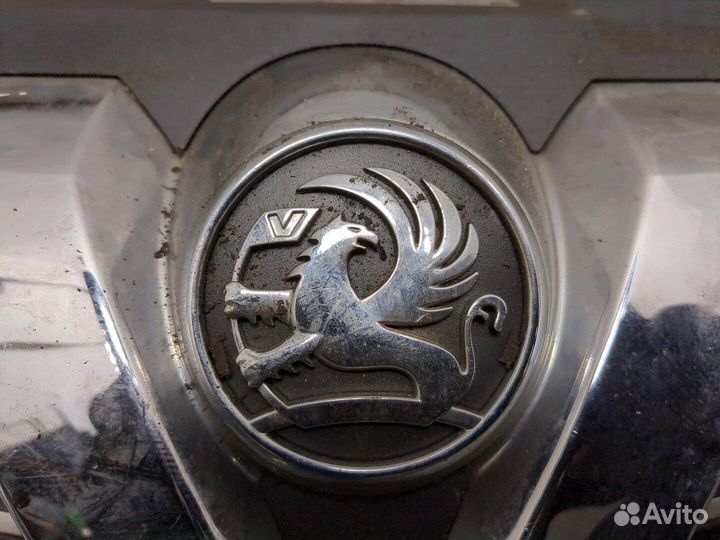 Решетка радиатора Opel Zafira B, 2013