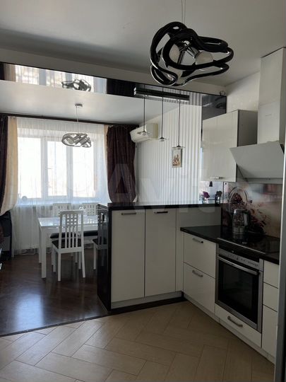 3-к. квартира, 127,2 м², 14/14 эт.