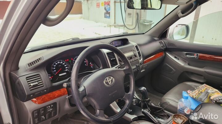 Toyota Land Cruiser Prado 4.0 AT, 2007, 283 700 км