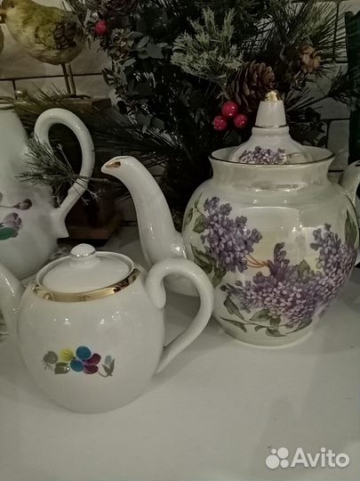 Чайники и сахарницы