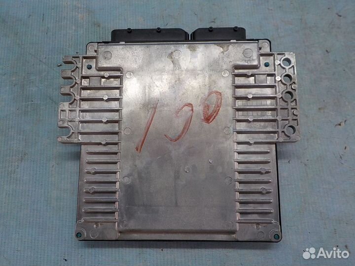 Блок управления двигателем Infiniti FX (S50) 2003