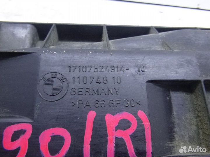 Кронштейн радиатора BMW E90/E91 2005