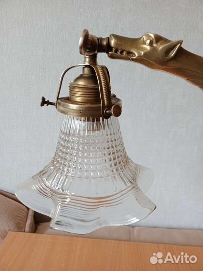 Лампа настольная