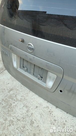 Дверь на nissan serena tc24