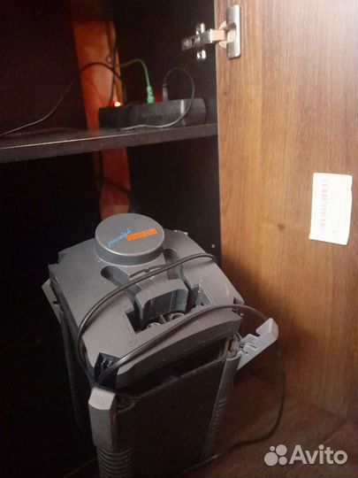 Аквариум с оборудованием