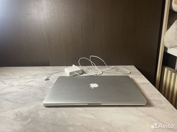 Apple MacBook Pro 12