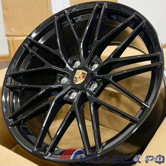 Диски R21 на Porsche Macan