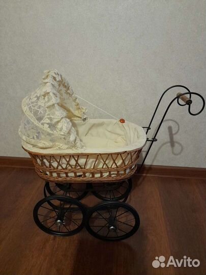 Коляска для кукол новая