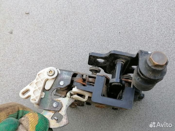 Замок двери багажника для Chevrolet Blazer S15