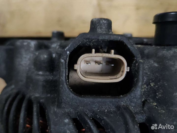 Генератор Mazda Bongo Nissan Vanette L8 A2TG1791