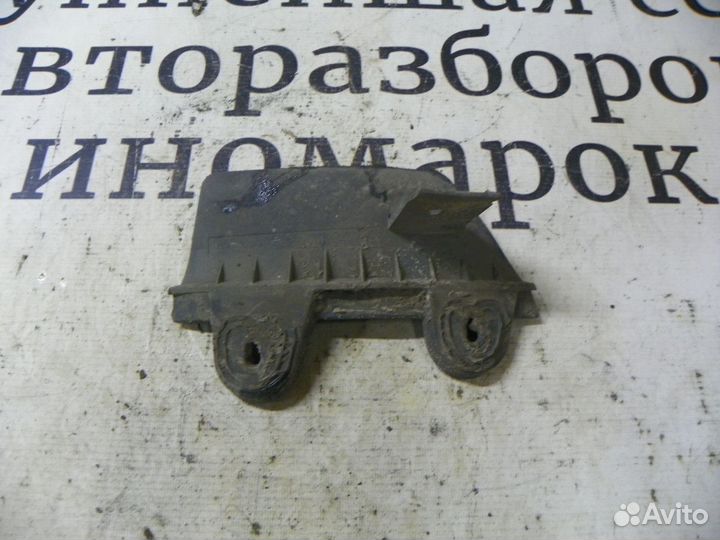 Брызговик задний правый Audi A1