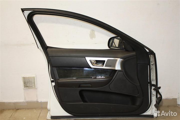 Дверь передняя левая Jaguar XF 2011-2015 Rest