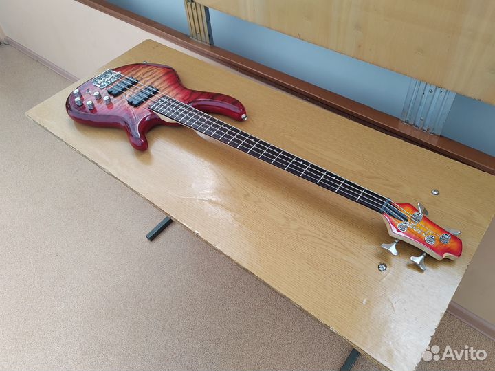 Бас-гитара Cort Action DLX Plus