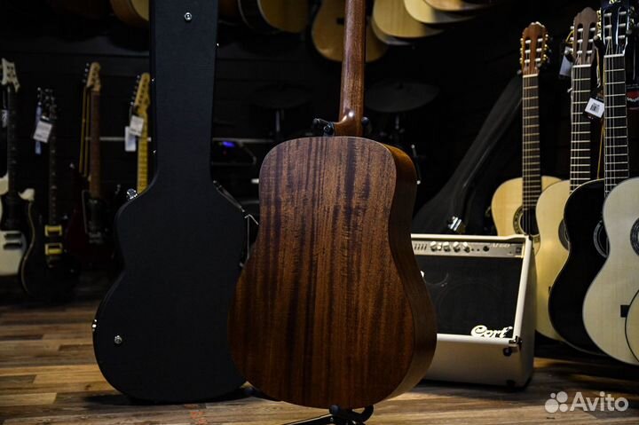 Акустическая Гитара Lag (комплект)