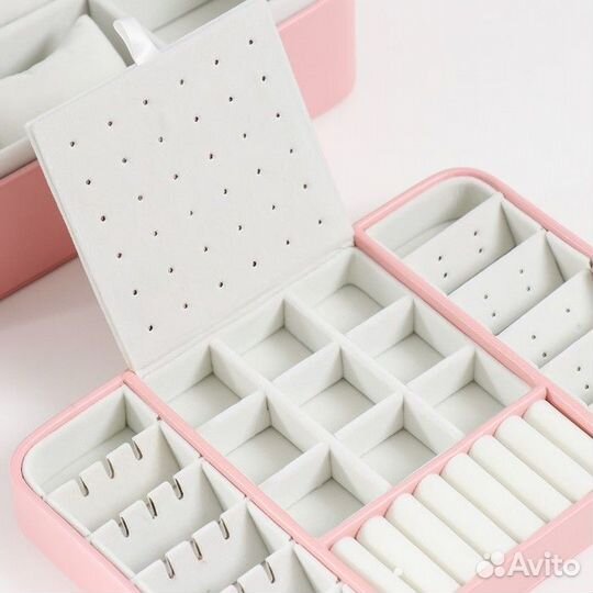 Шкатулка кожзам для украшений 'С пряжкой' розовая